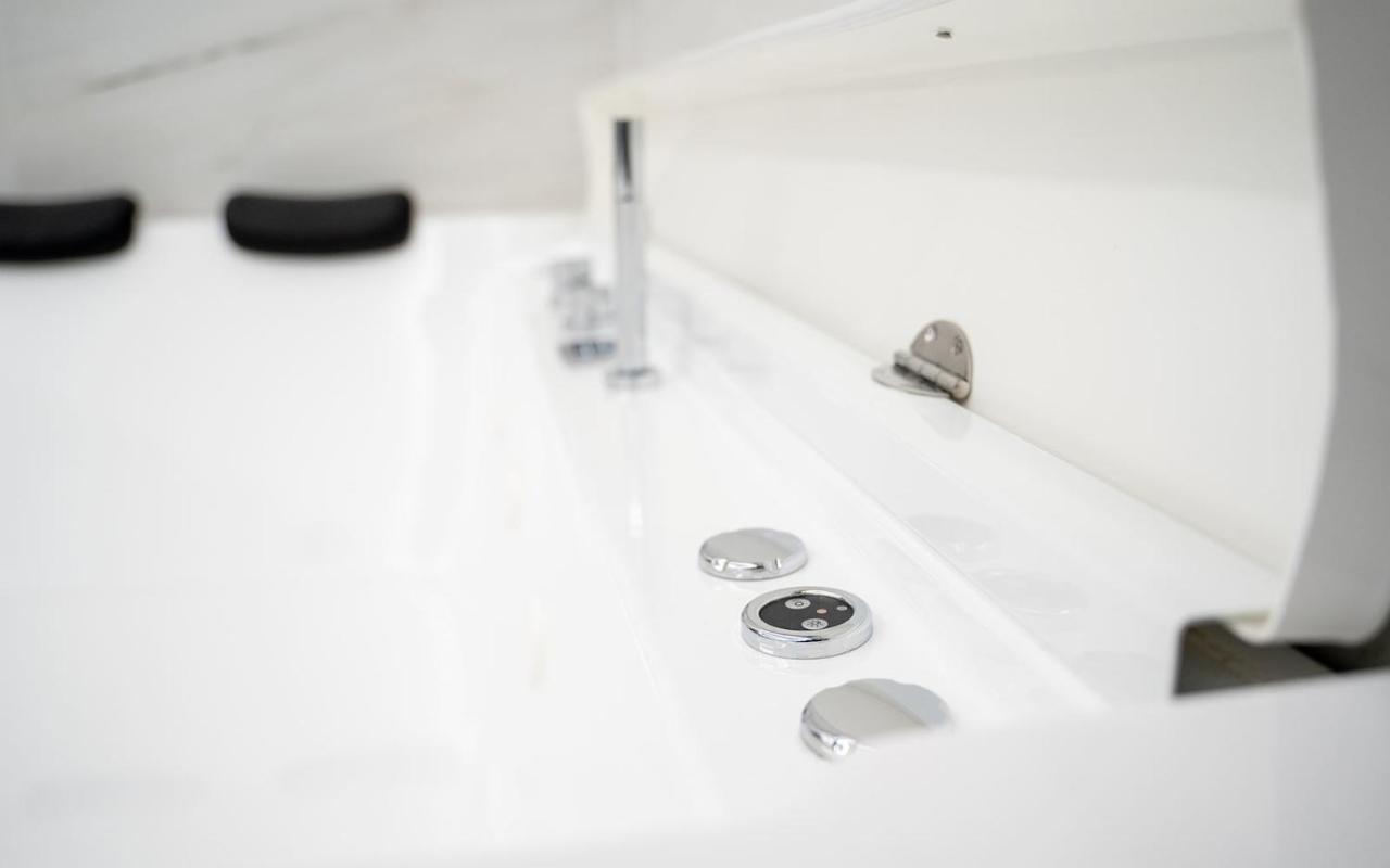 Intimity Luxury Rooms Qualiano Εξωτερικό φωτογραφία